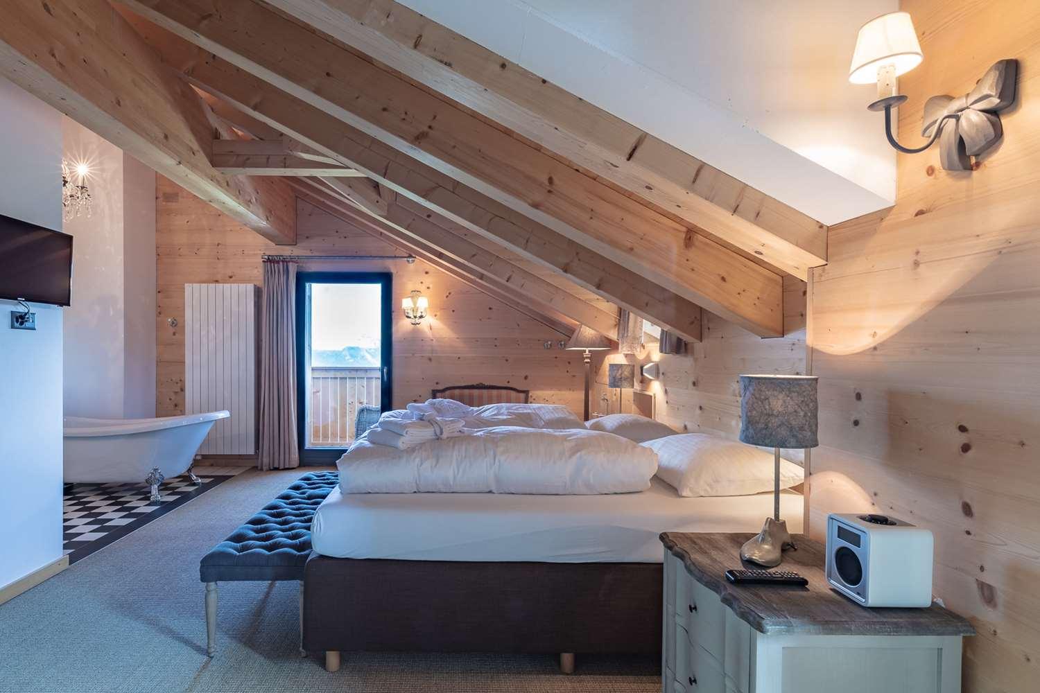 Rinderberg Swiss Alpine Lodge Zweisimmen Exterior foto